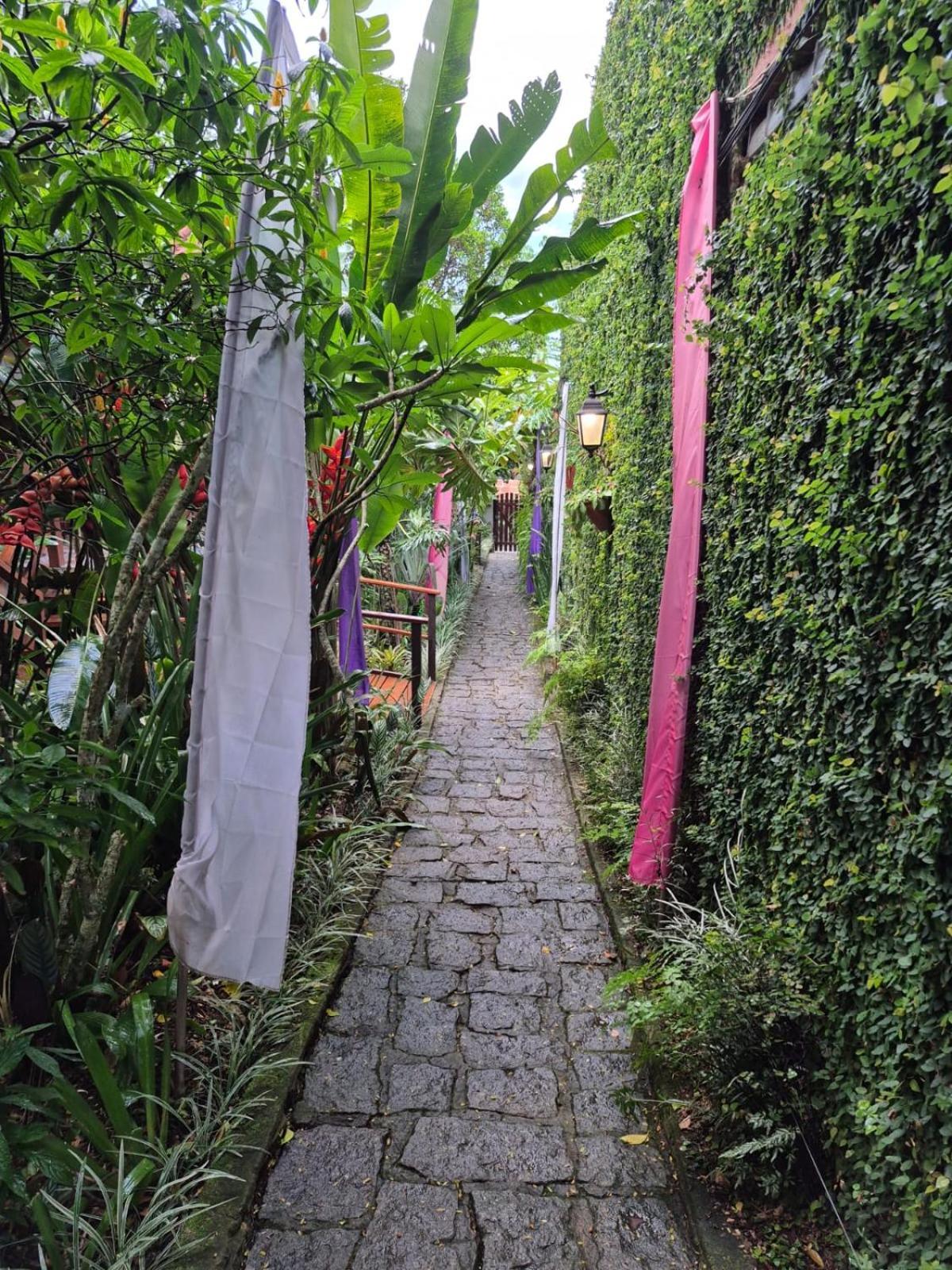 Aratinga Inn Vila do Abraao Exterior photo